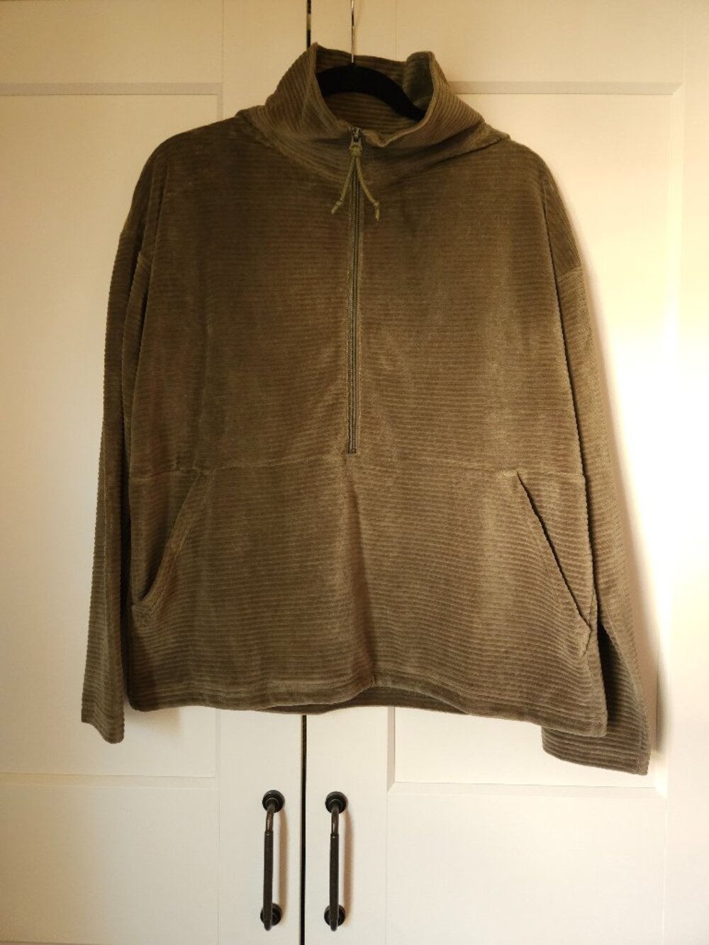 L.L. Bean Soft Stretch Corduroy Pullover Half Zip Green Medium M